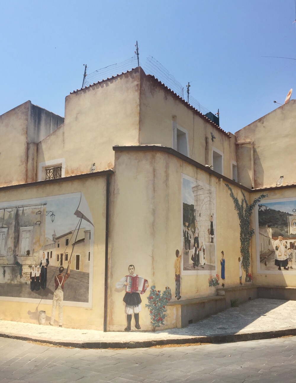 Murales op Sardinië (Muros)