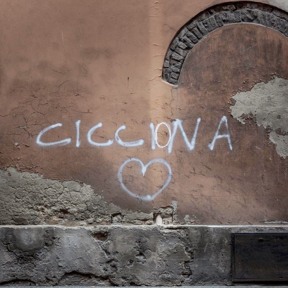 Italiaanse taal: ciccina of cicciona?