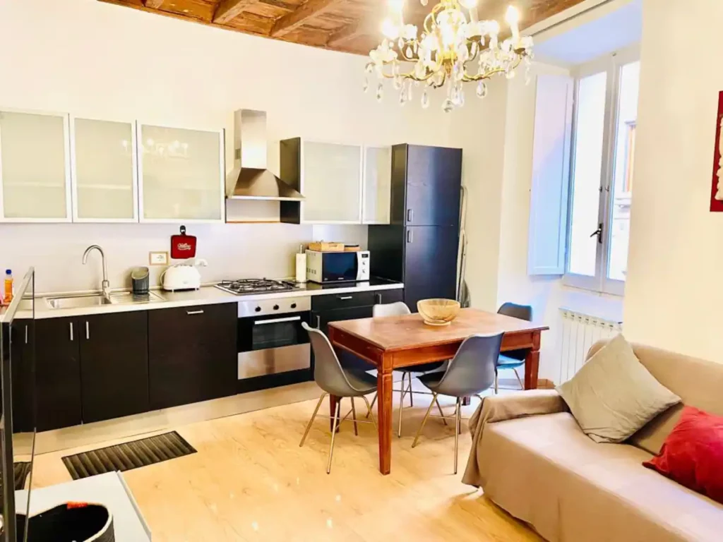 Woonkamer annex keuken van Maison Palomba in Rome