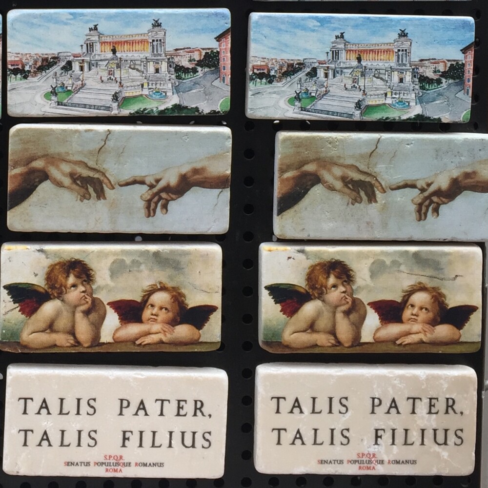 De engeltjes van Rafaël op een magneet in Rome