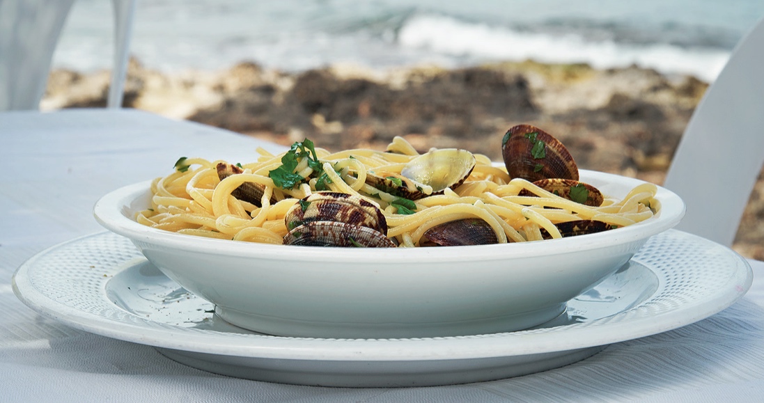De perfecte spaghetti con le vongole uit het boek Fratello & Sorella